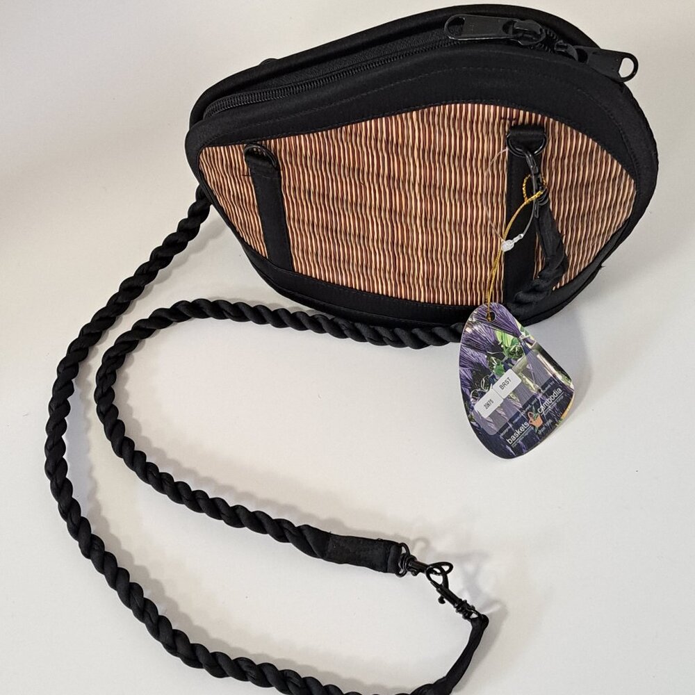 Saraye Le Pique Small Tan Purse NWT